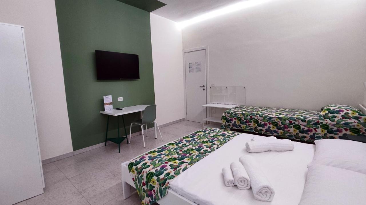 Marricrio House Hotel คาตาเนีย ภายนอก รูปภาพ